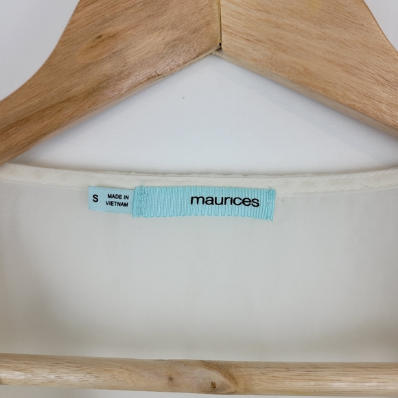 MAURICES | Creamy White Embroidered Blouse Size Small - Picture 6 of 7